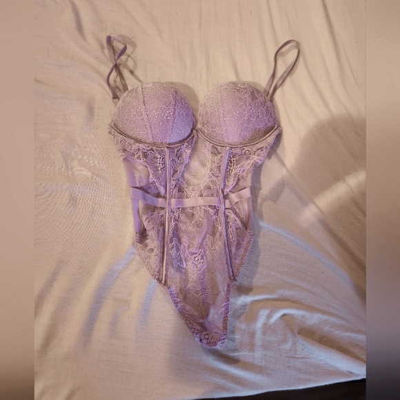 Victoria Secret bodysuit lingerie size small - Picture 1 of 4